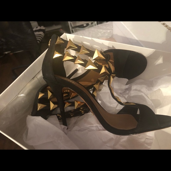 ⭐️ Schultz black heels size 6 - Picture 4 of 5